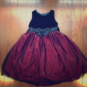 Girl’s size 8 special occasion dress